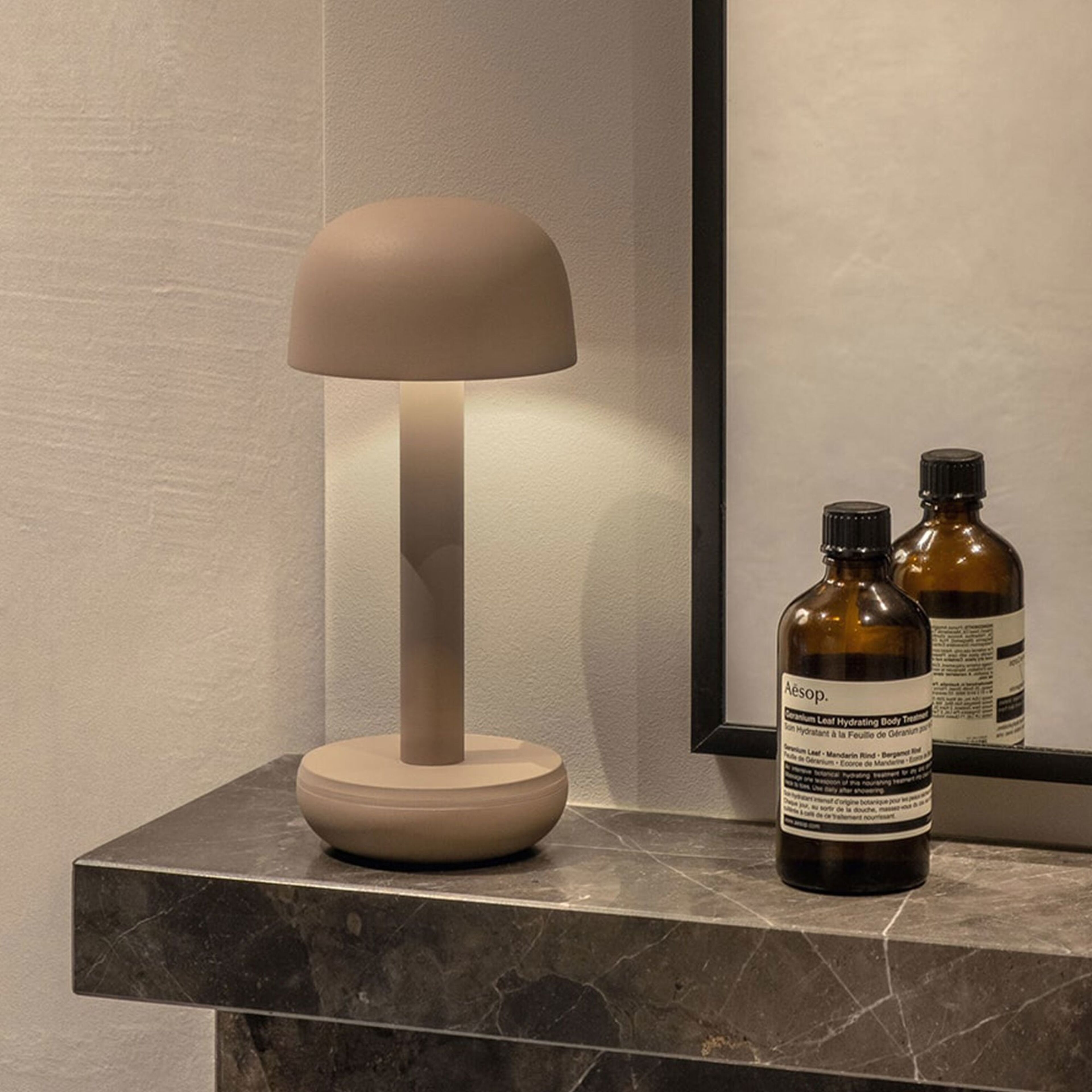 humble-lights-humtl00218-63143-2