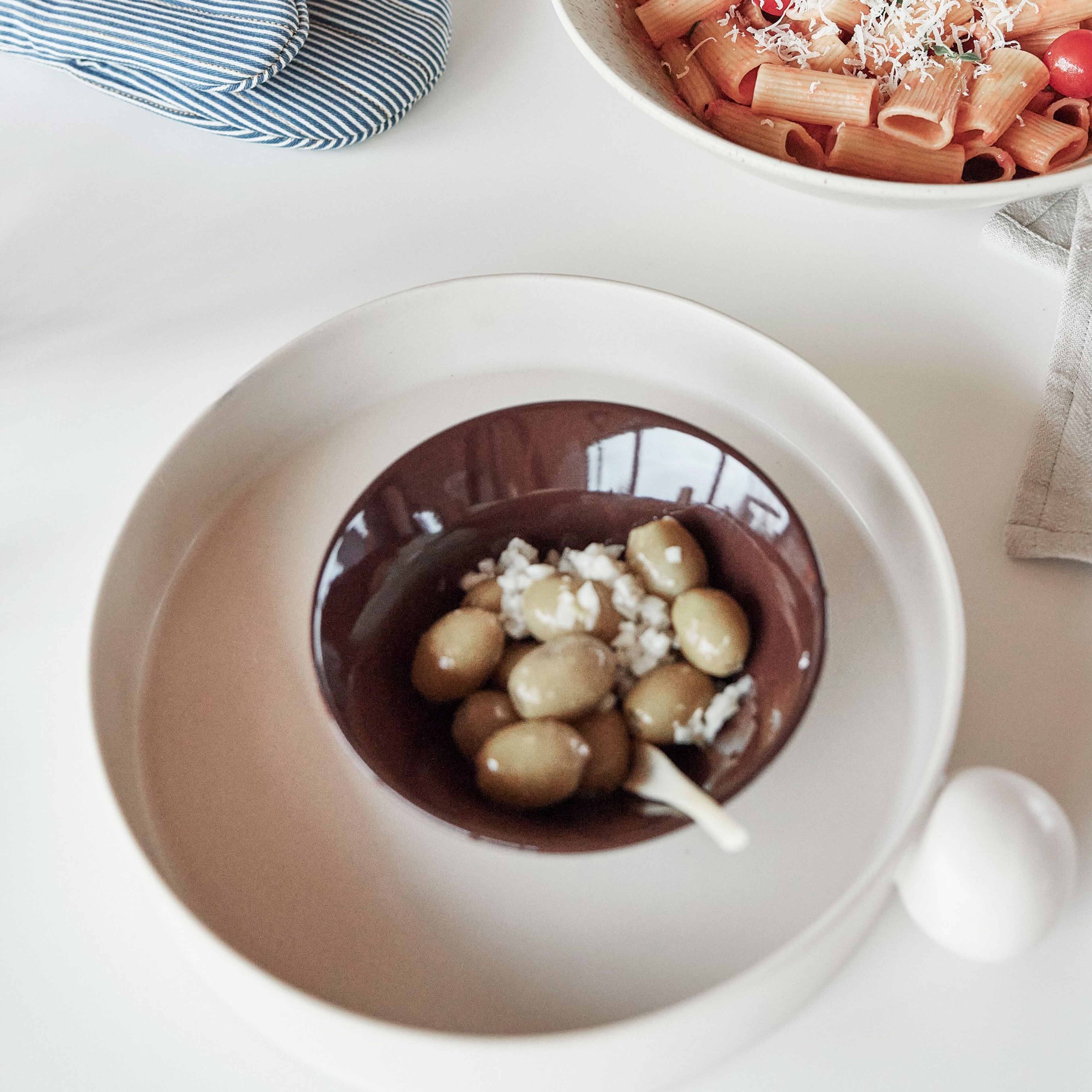 oyoy-yuka-skaal-medium-oe15-terrakotta-l301126-60897-3