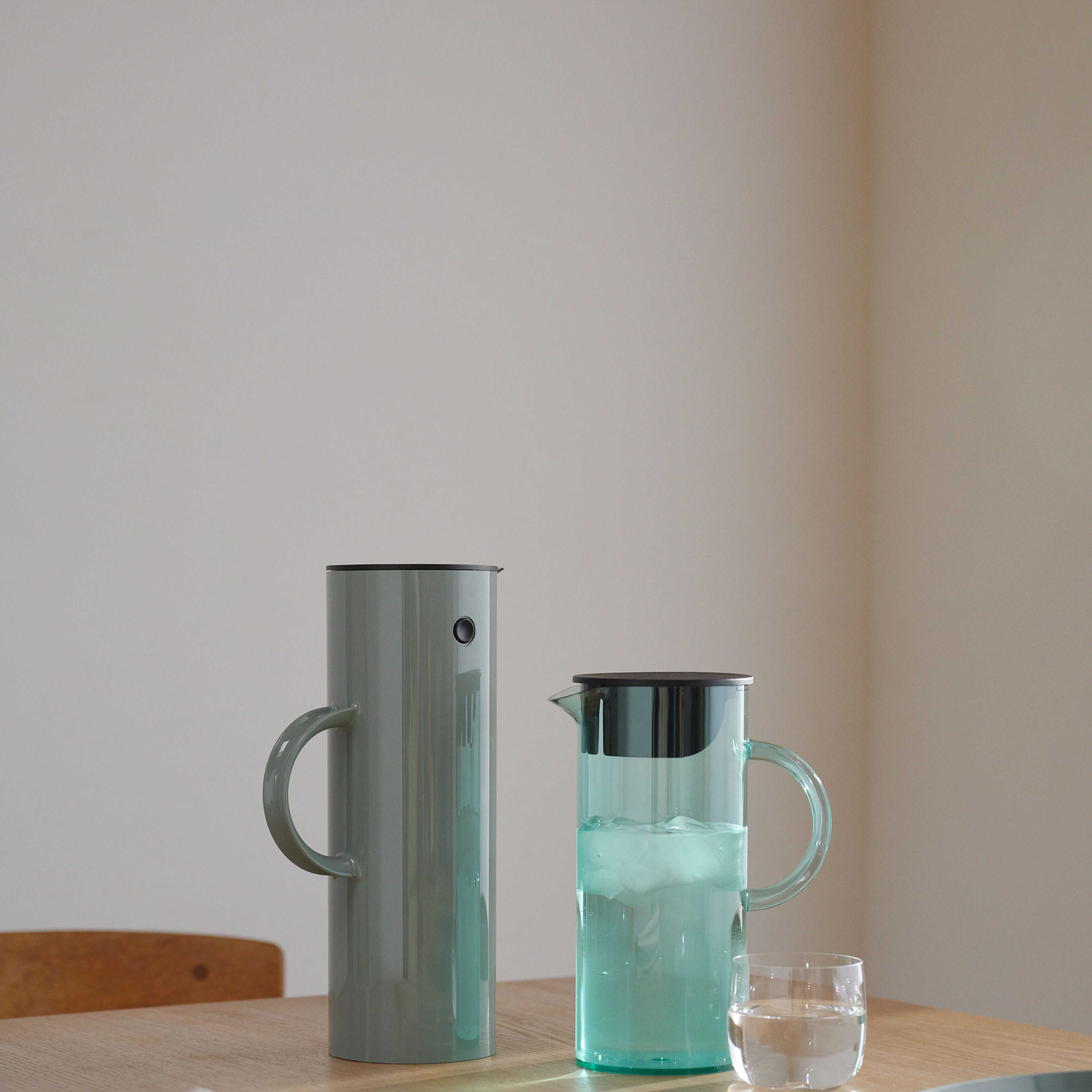 EM77 Termoskanna 1 liter Dusty Green