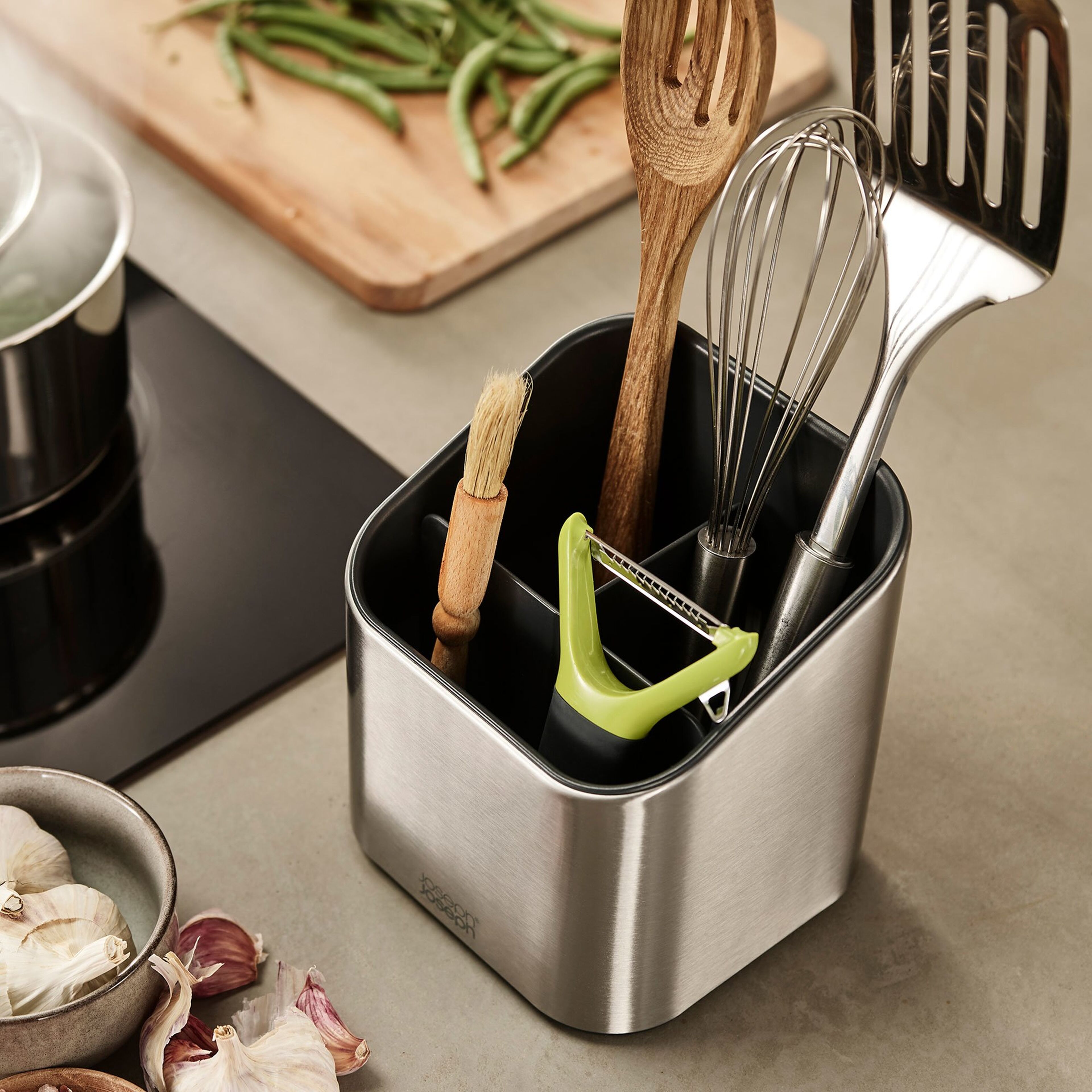 joseph-joseph-surface-redskabsholder-graa-851645-58230-5