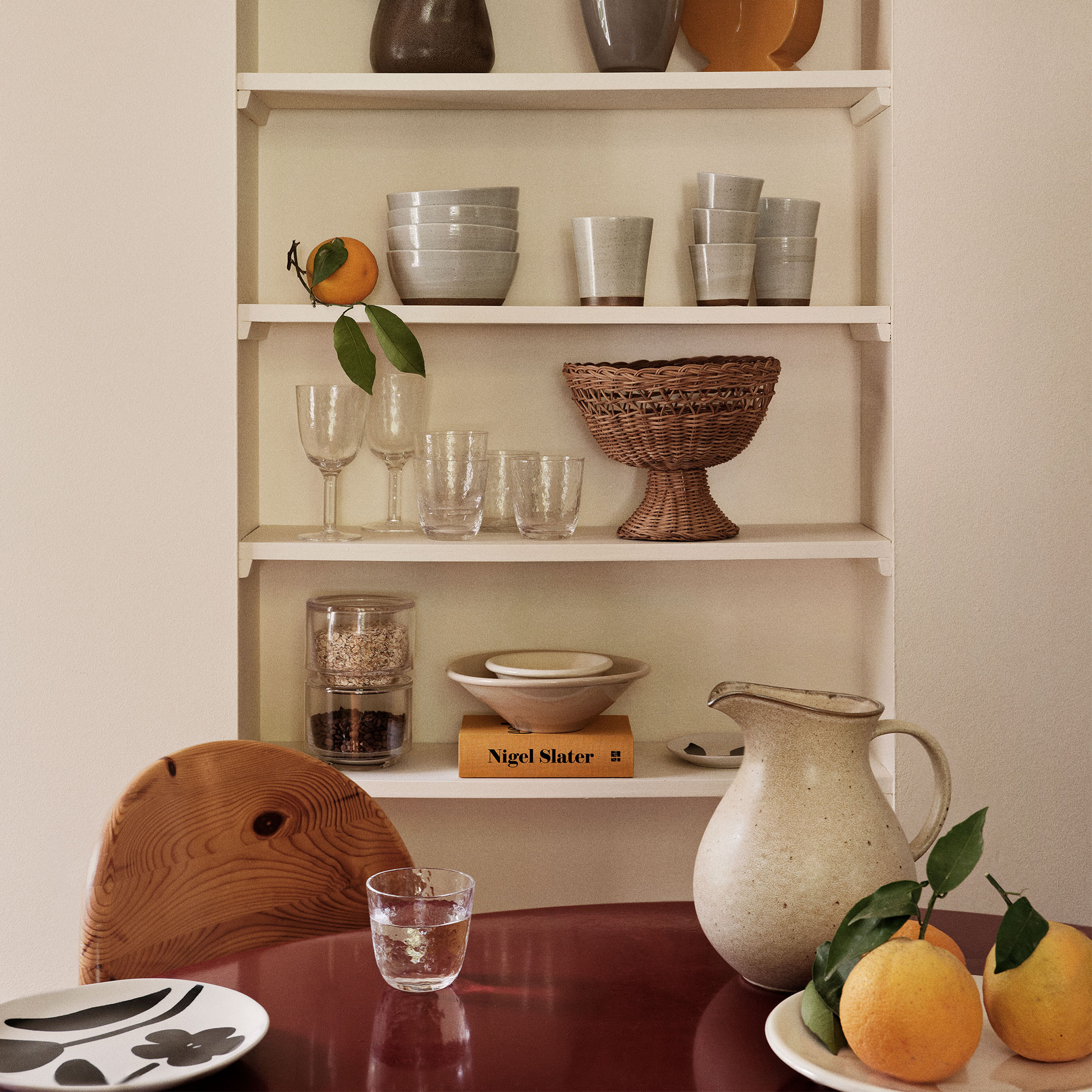 Jenna kan 1,95 liter.