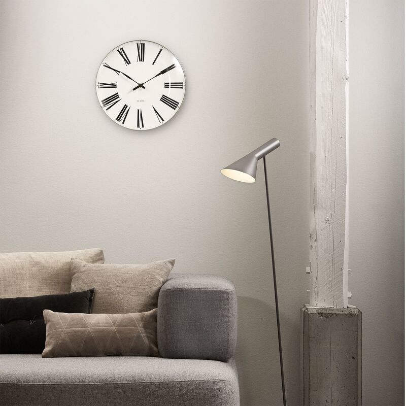 Roomalainen seinäkello, 29 cm