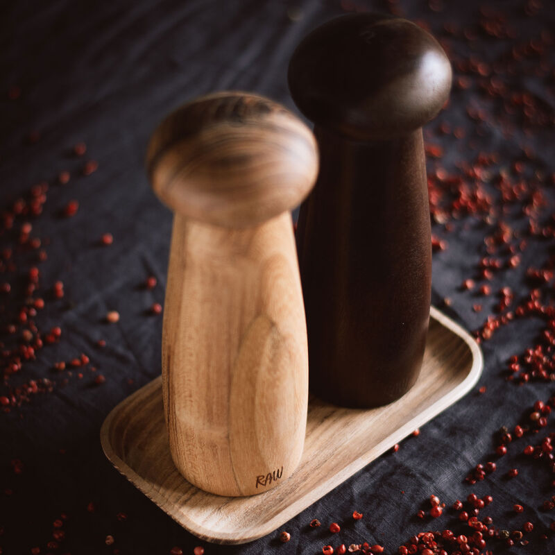 Raw kværnsæt + bakke, teak/mørkt træ