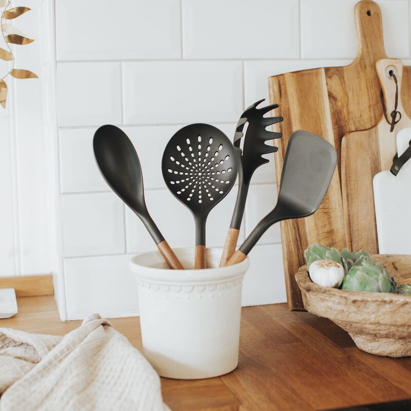 Korra redskabssæt 4 dele, akacietræ/plast