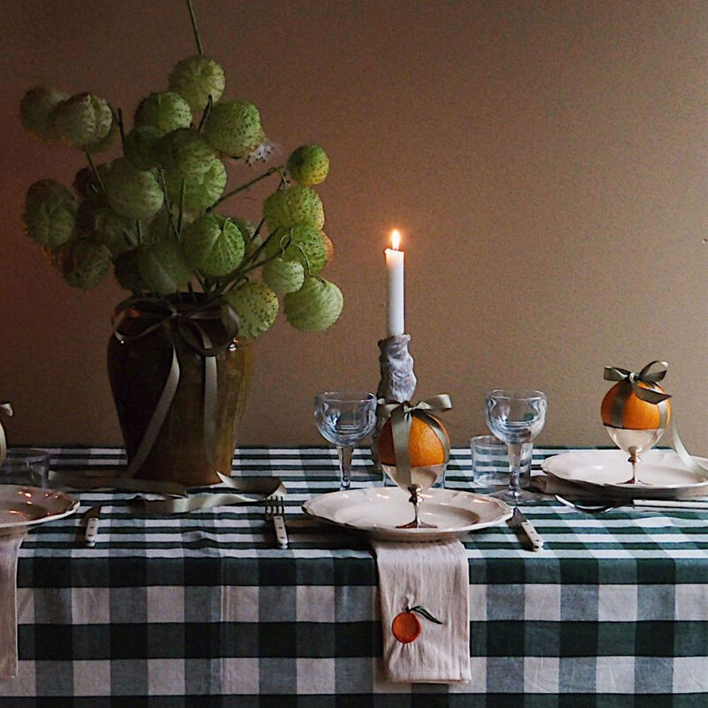 Elsa bordsduk 330×145 cm, grön/beige