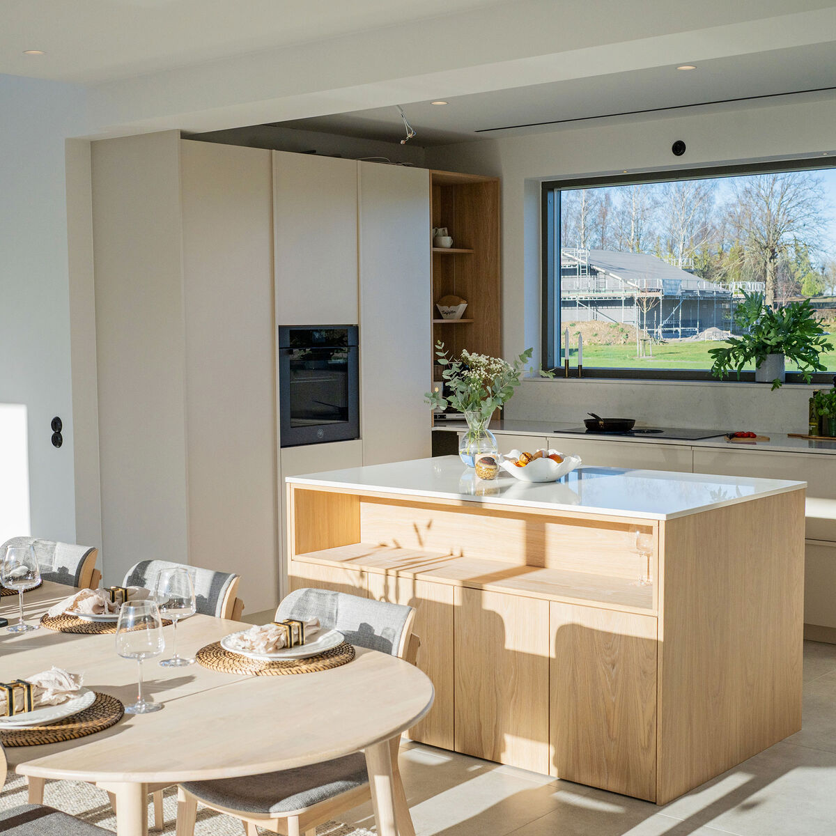 FMOD6117PTN3 Modern inbyggnadsugn med pyrolyse 80 liter, carbonio