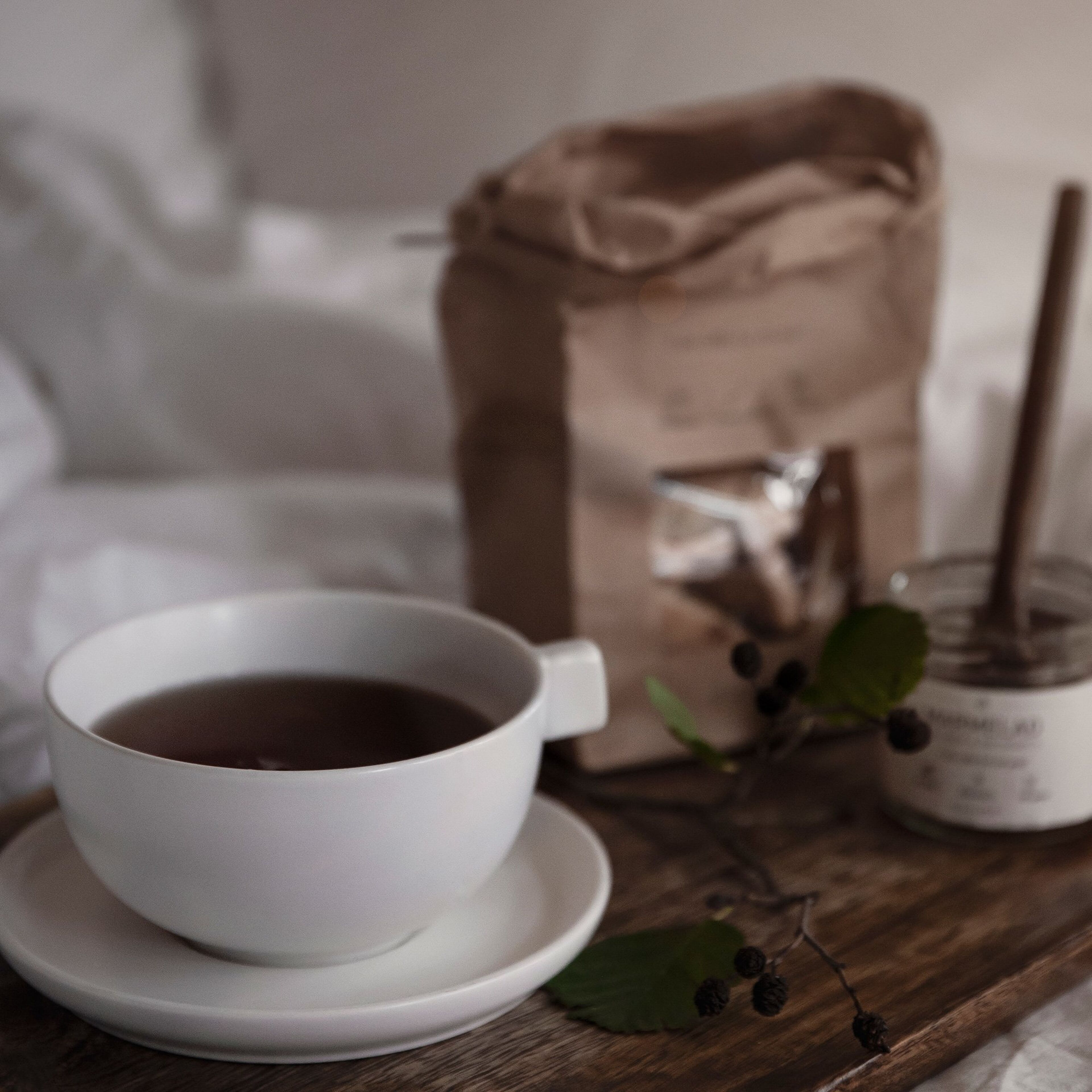 ernst-bakke-i-trae-40x25x2-cm-340145-52208-2