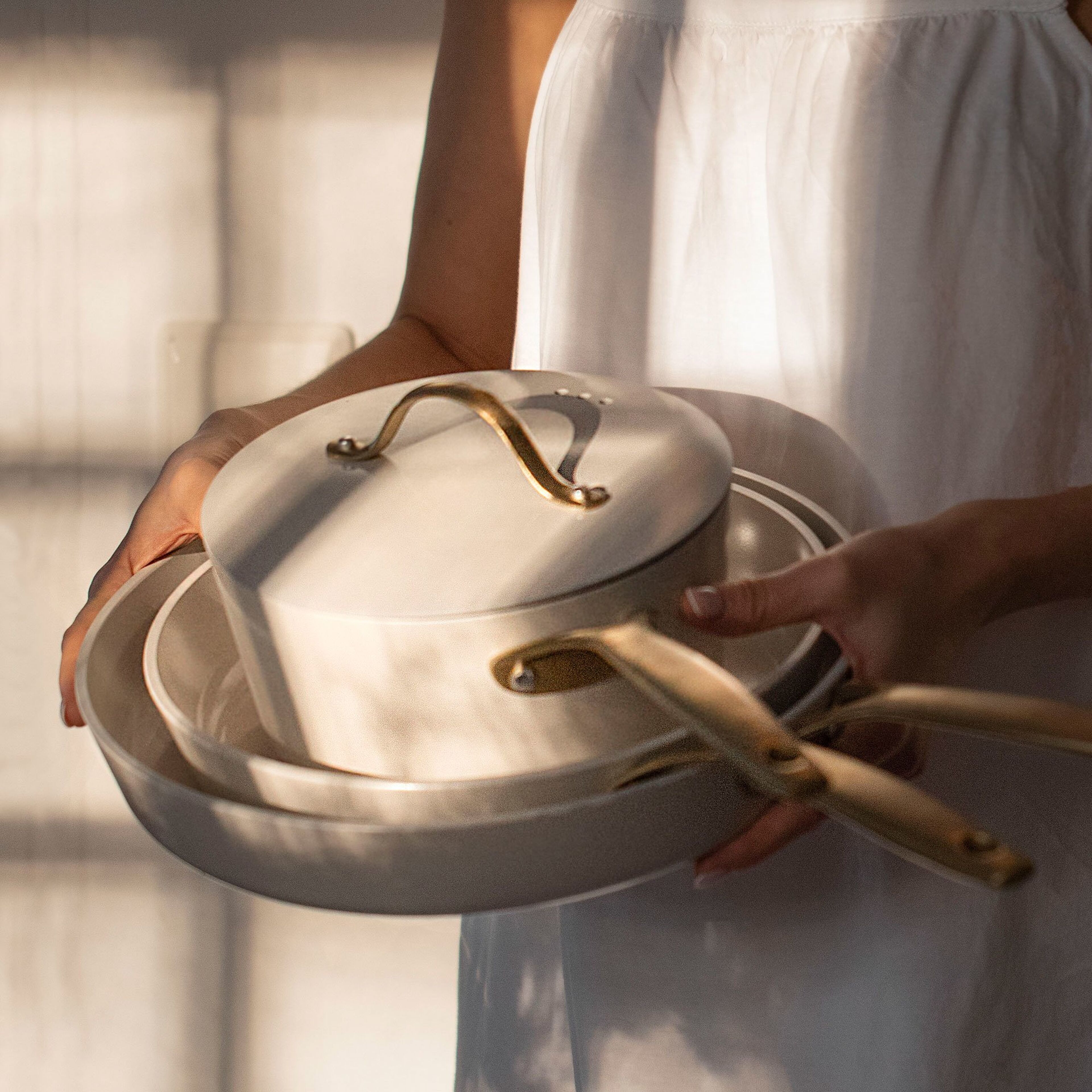 heirol-royal-pearl-saucekasserolle-18-cm-he-82118-67032-6