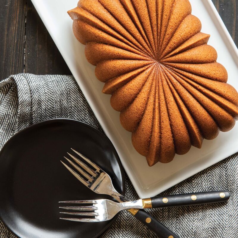 Classic poimutettu kakkuvuoka