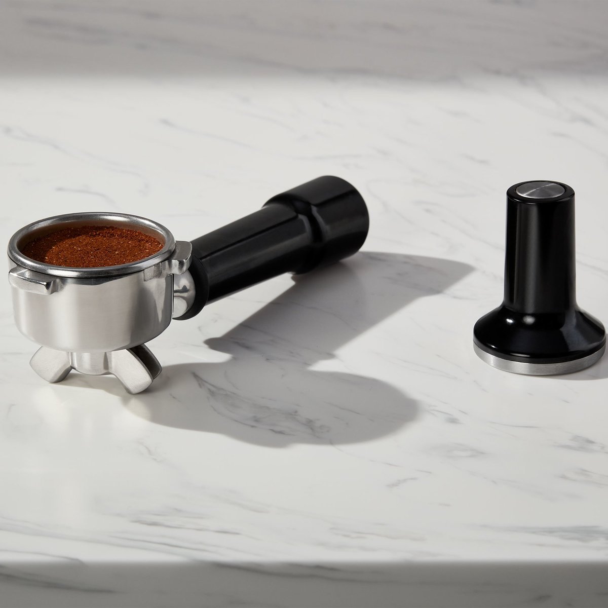 Espressomaskine med kaffekværn, candy apple