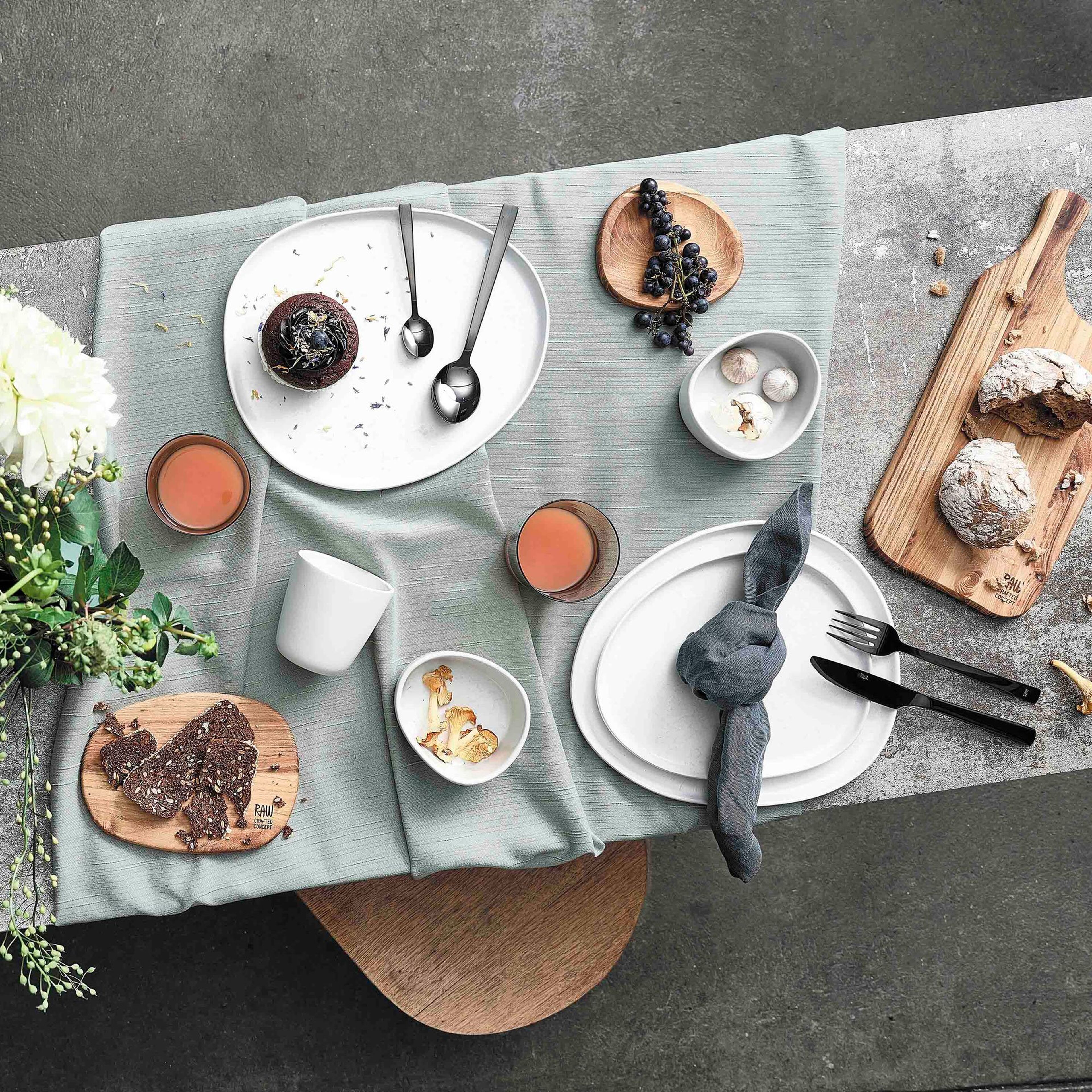 aida-raw-organic-frokosttallerken-24x21-cm-arctic-white-16038-55861-7