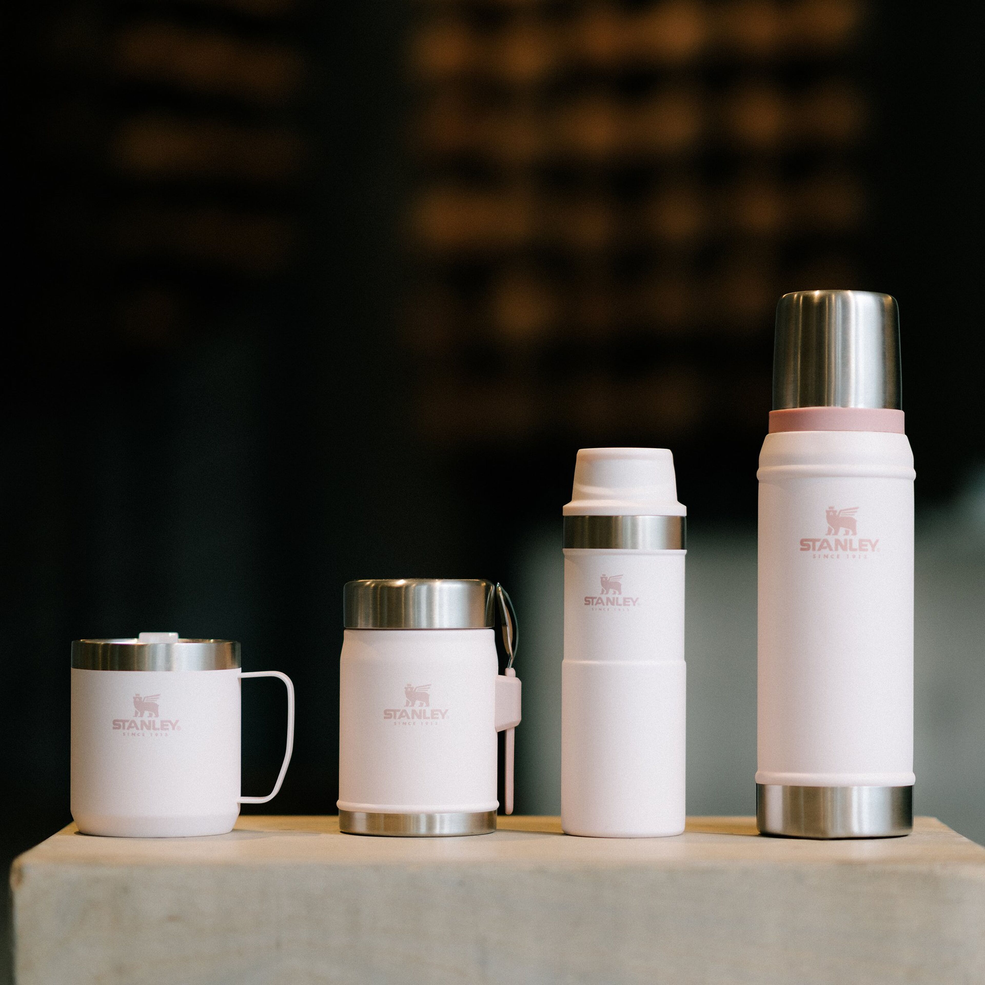 stanley-legendary-classic-bottle-termoflaske-0-75-liter-rose-quartz-st1001612063-61267-5