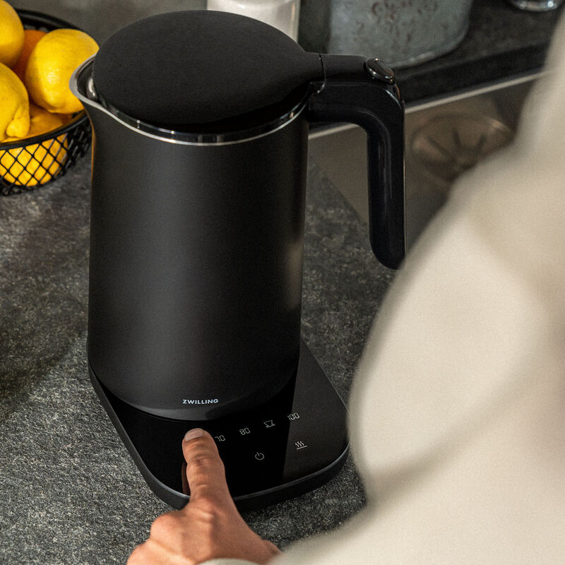 Enfinigy Pro vannkoker 1 liter, svart