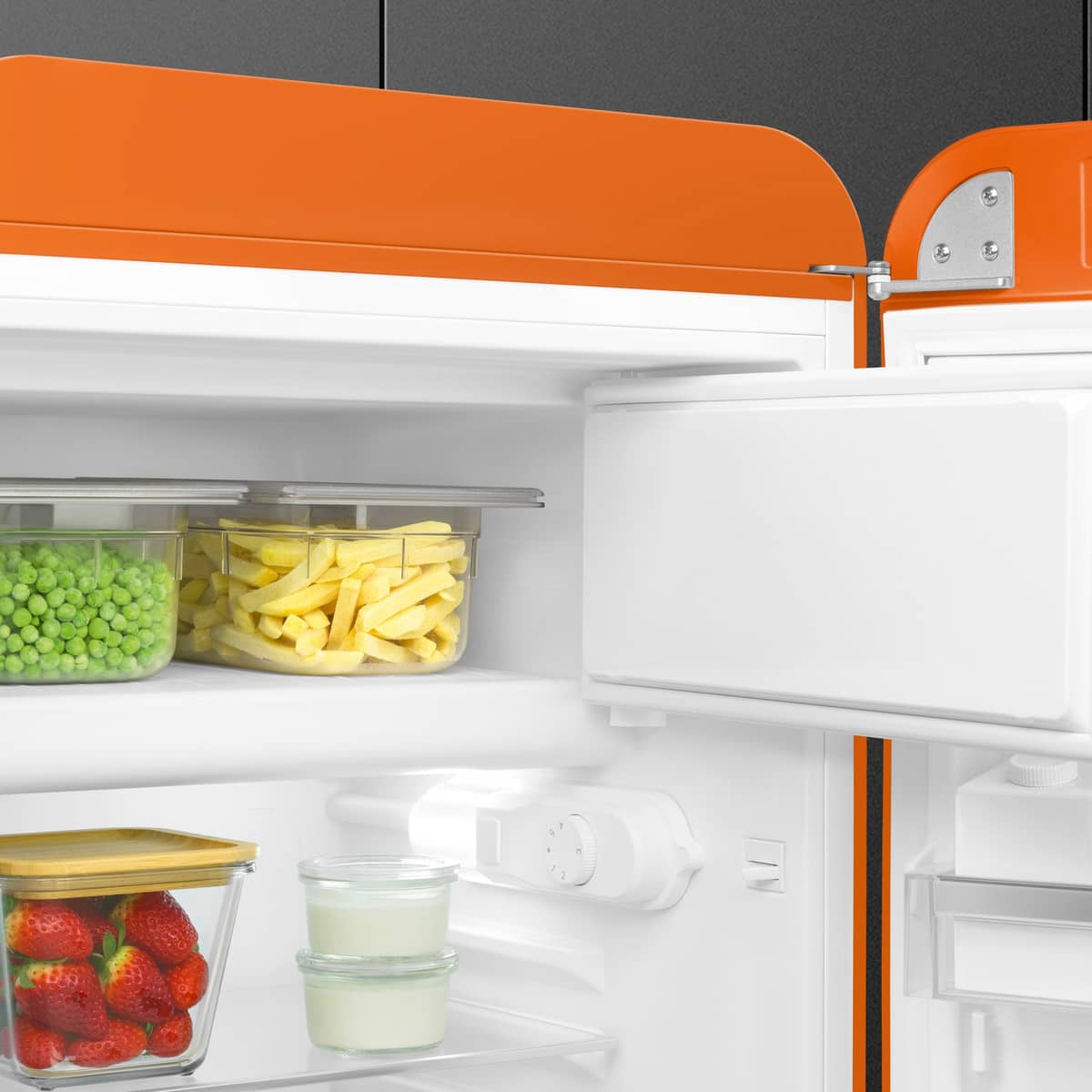 FAB10ROR6 køleskab med fryseboks, orange