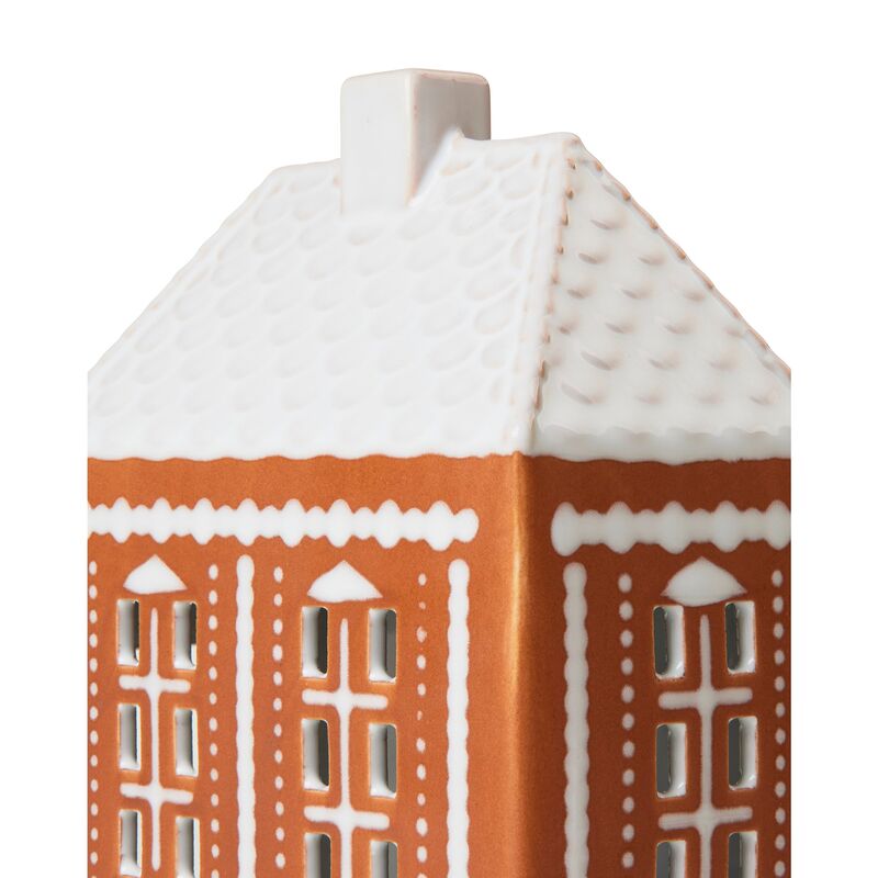 Gingerbread lyshus, medium