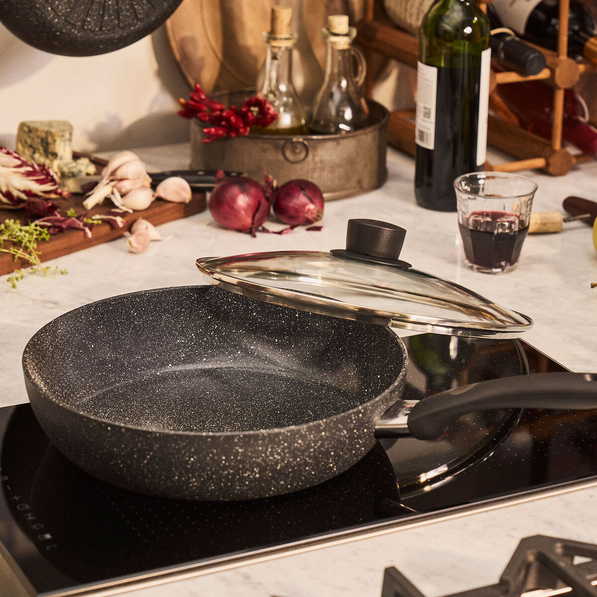 Vipiteno traktørpanne med lokk 28 cm, aluminium