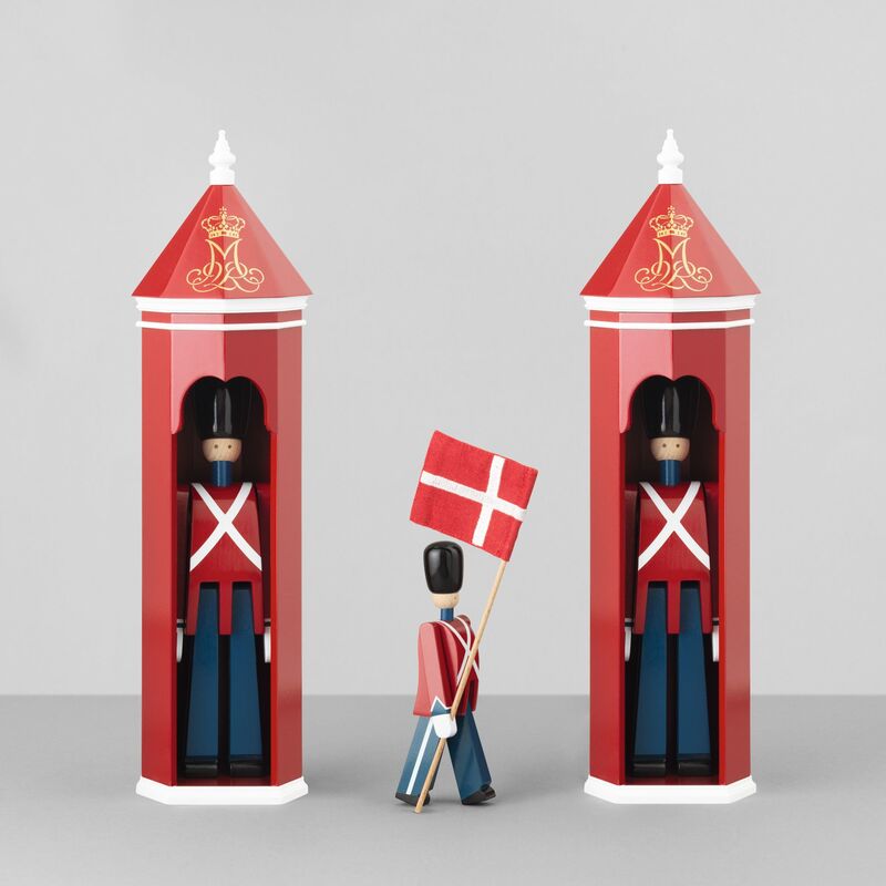 Lipunkantaja ja tekstiililippu, mini