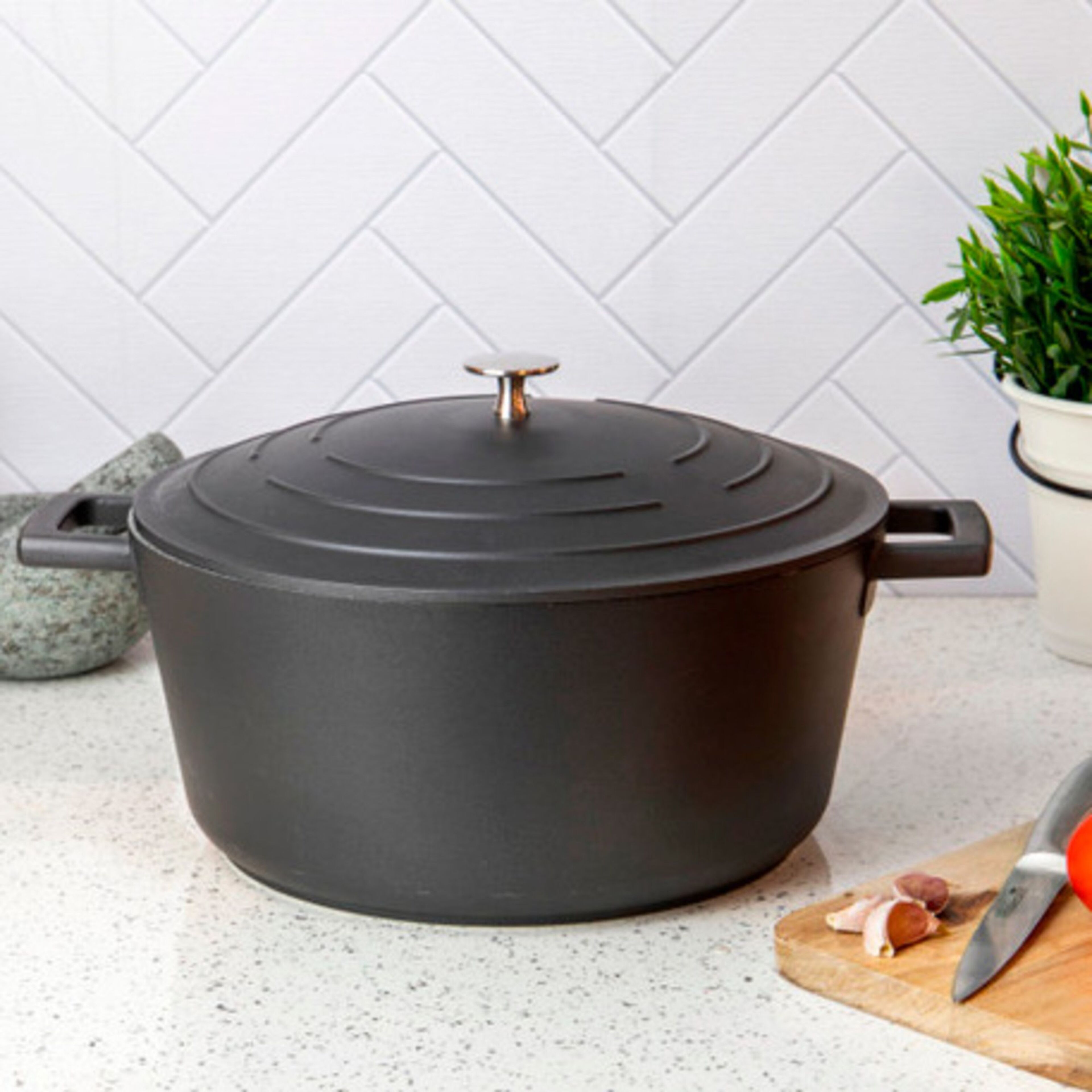 masterclass-gryde-5-liter-sort-mcmcrd28-65704-3