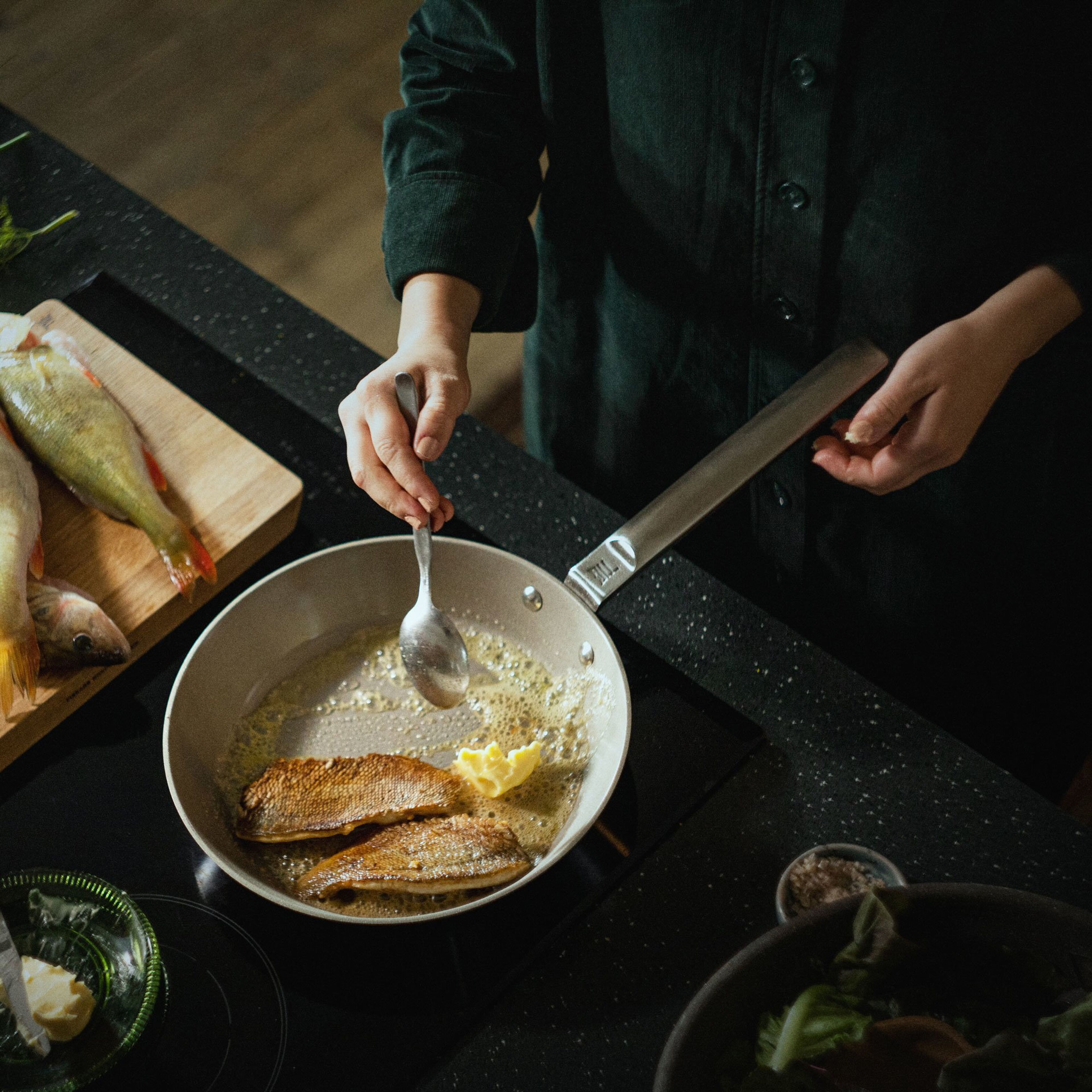 fiskars-norden-stegepande-26-cm-1067632-63425-5