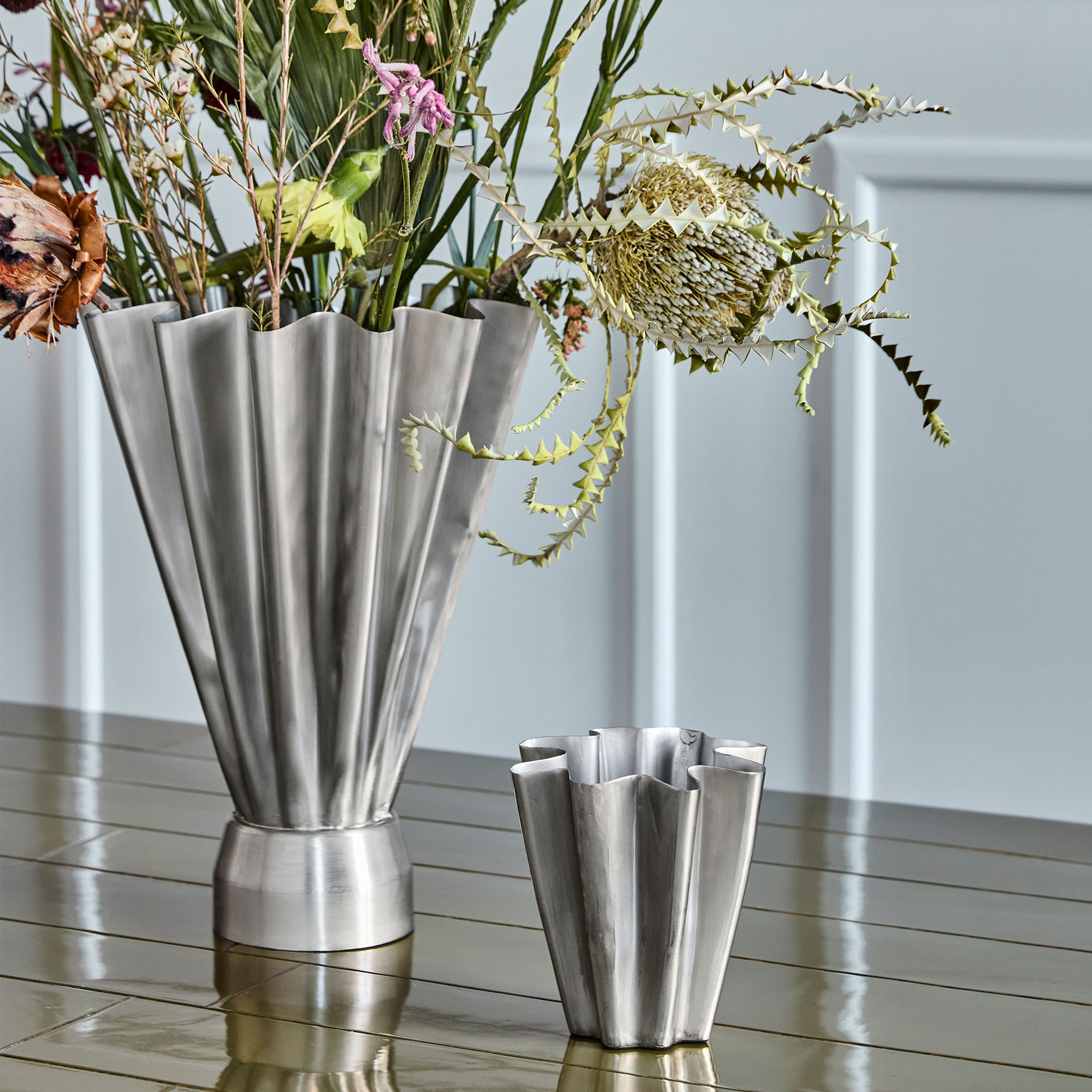 Flood Maljakko, harjattu hopea