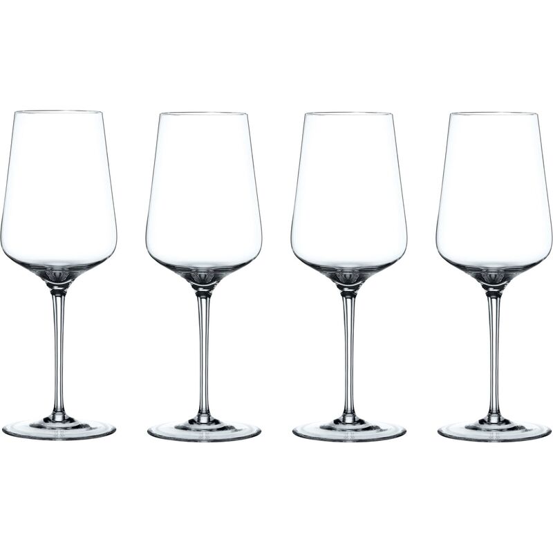 Neljä ViNova-.punaviinilasia