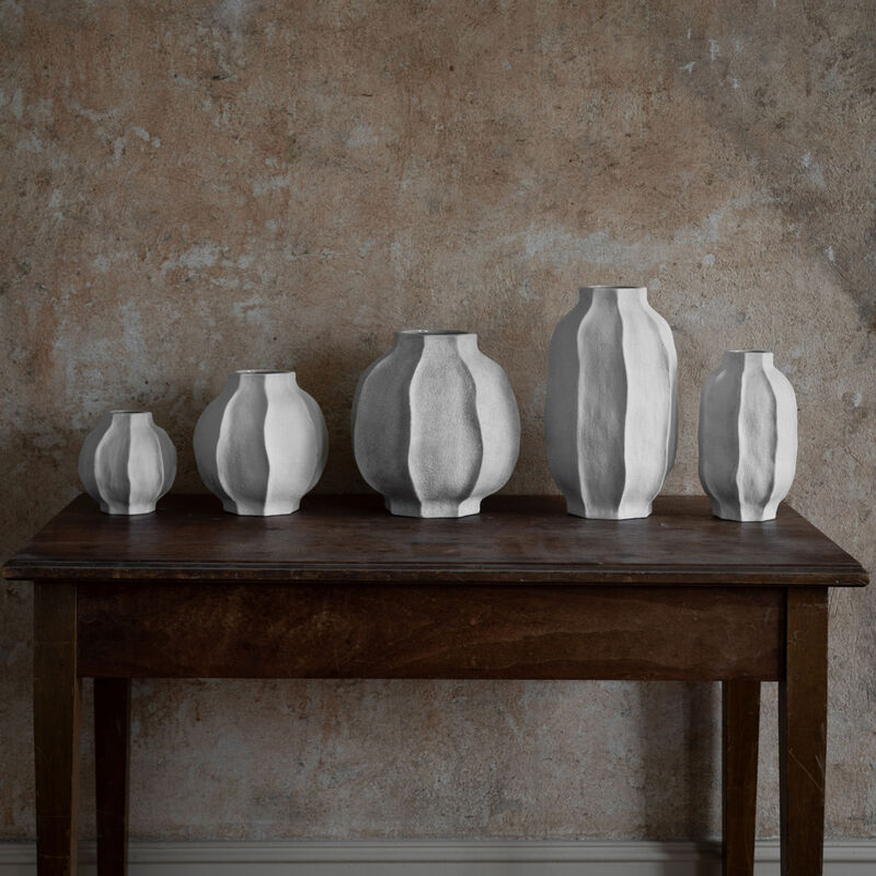 Steingodsvase 30 cm, naturhvit