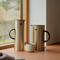 EM77 termokanne, 1 liter, brushed brass