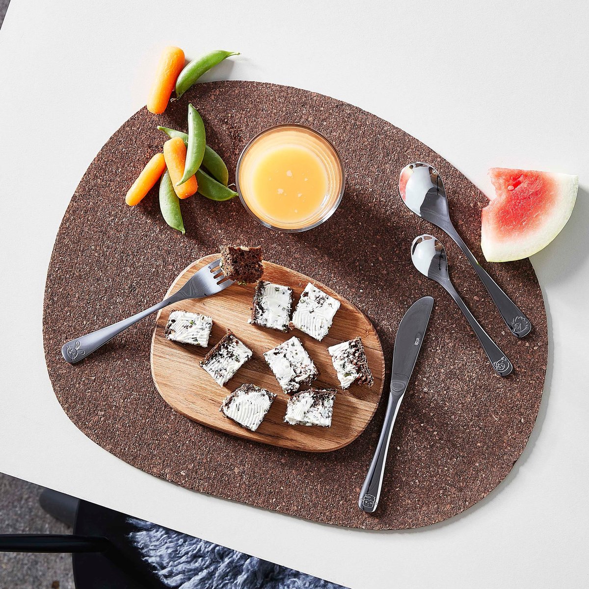 Atelier lasten ruokailuvälineet 4 osaa hopea