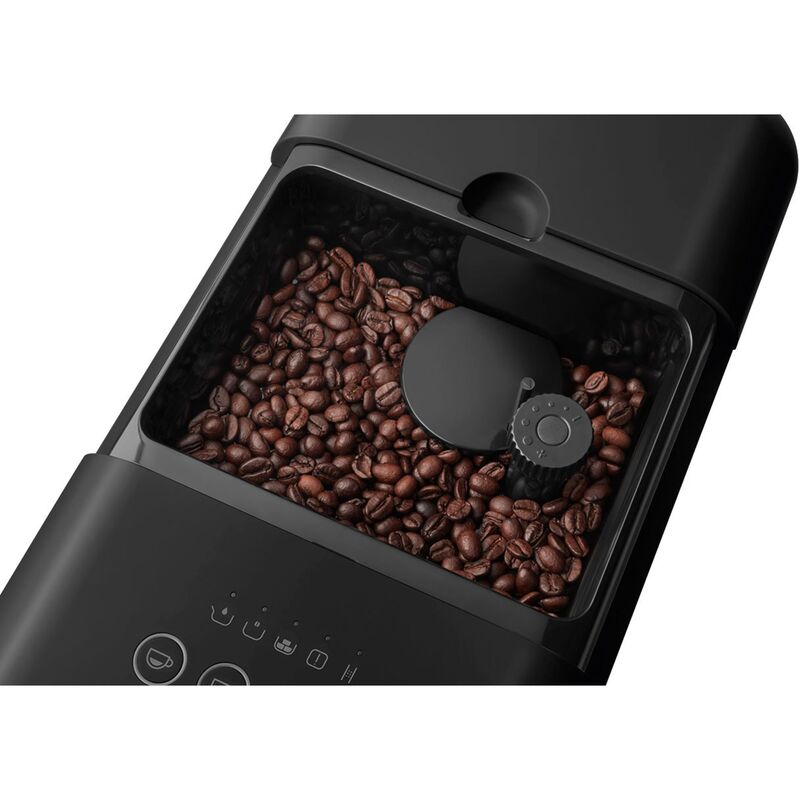 BCC02BLMEU espressomaskin med mjölkskummare