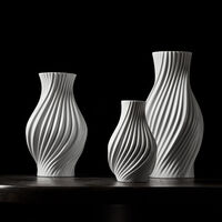 Lyngby Porcelæn Twist vase 31 cm, hvit