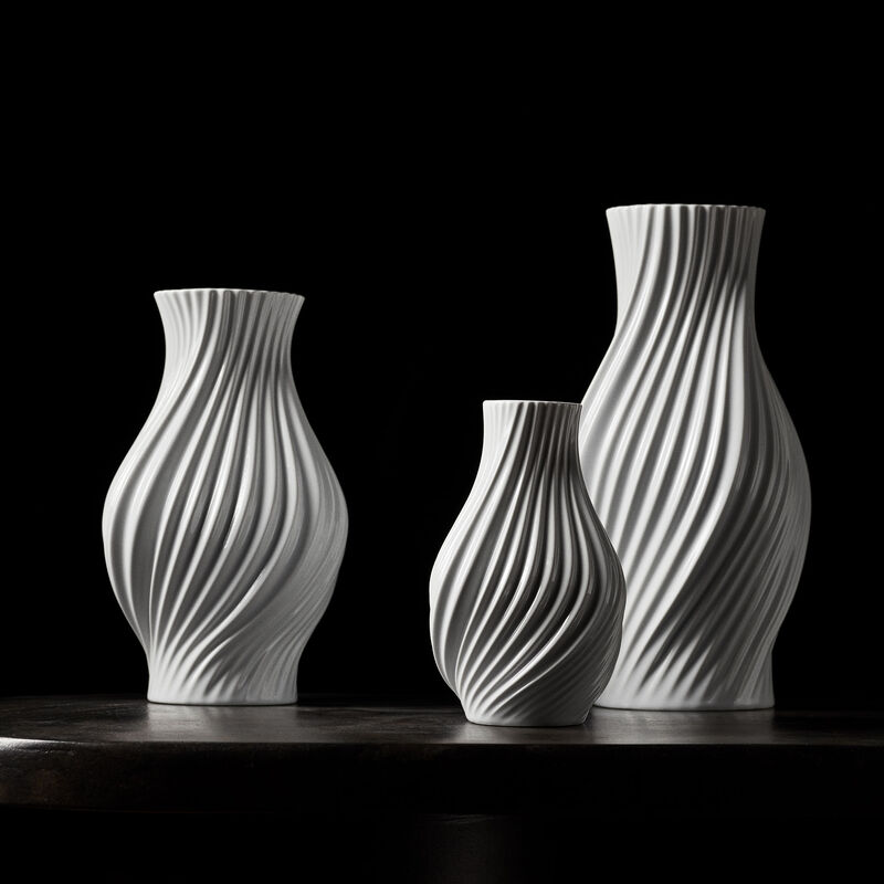Lyngby Porcelæn Twist maljakko 31 cm, valkoinen