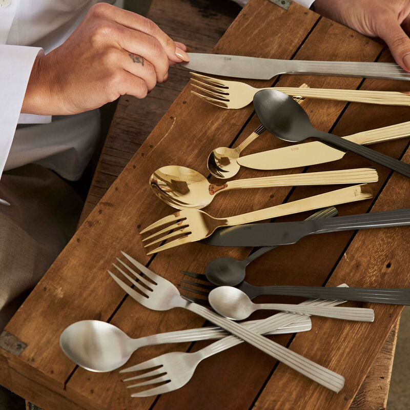 Raw ruokailuvälinesarja 60 osaa, mattamusta