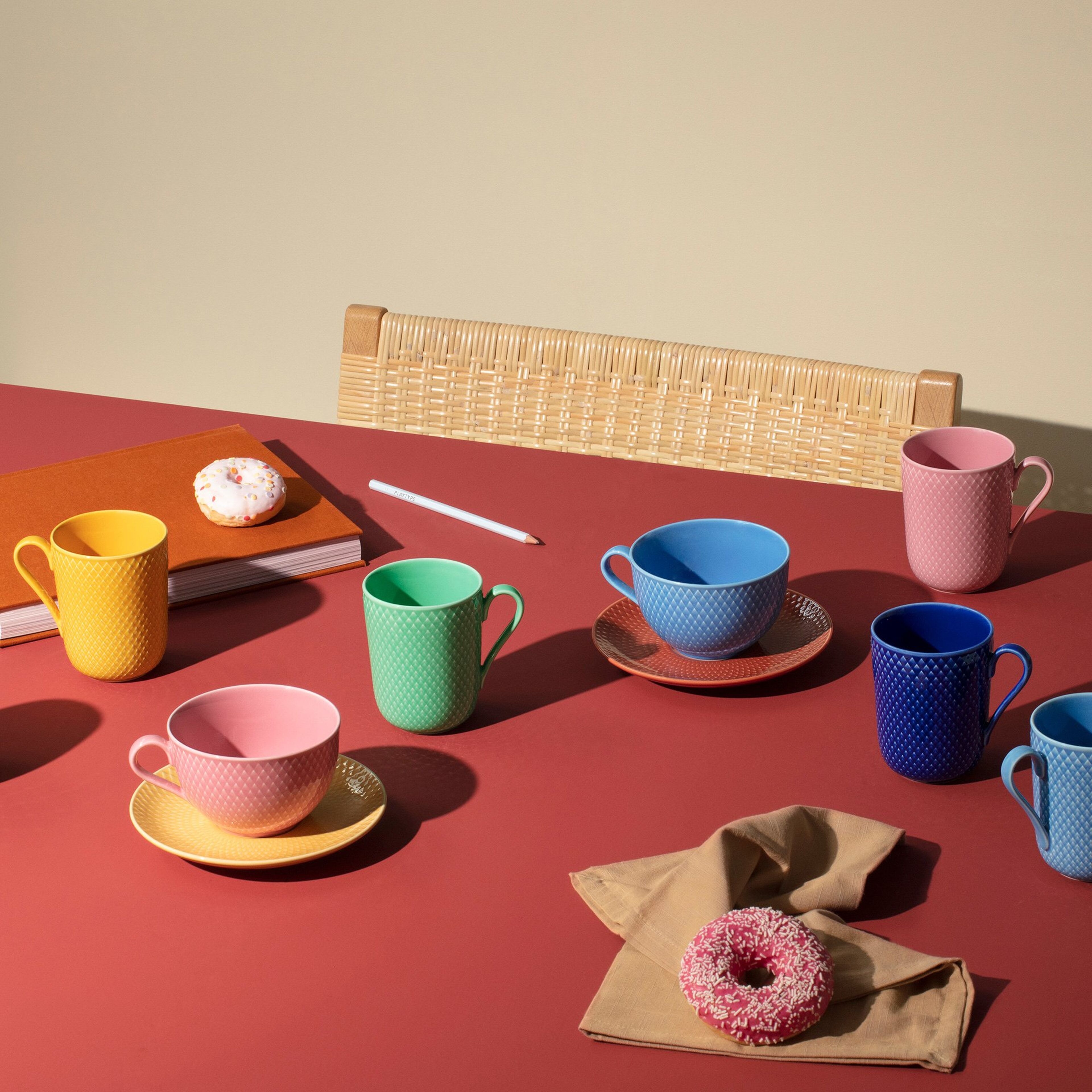 lyngby-porcelaen-rhombe-color-krus-med-hank-33-cl-gul-201971-49849-4