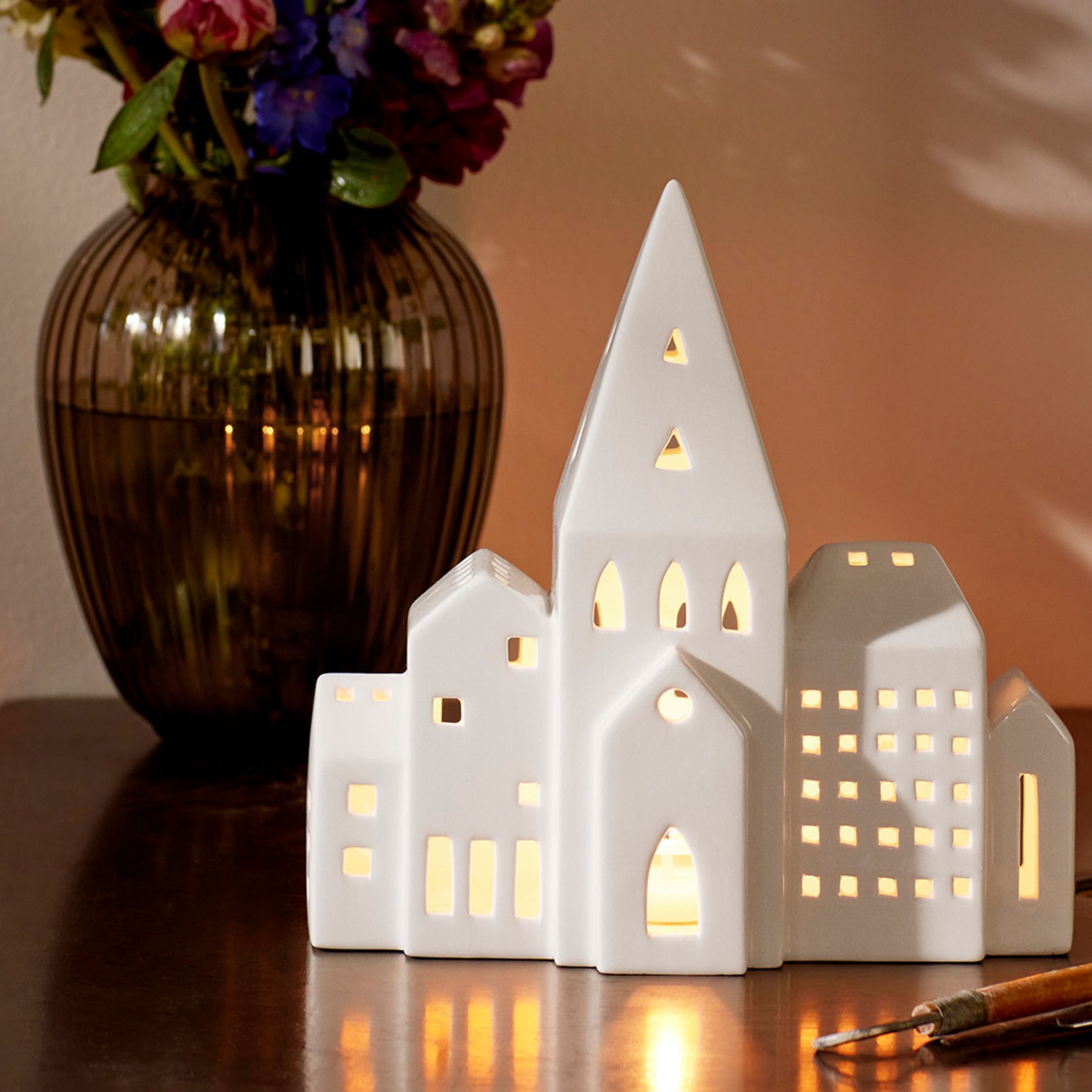 kaehler-urbania-city-lyshus-hvid-693521-55217-6