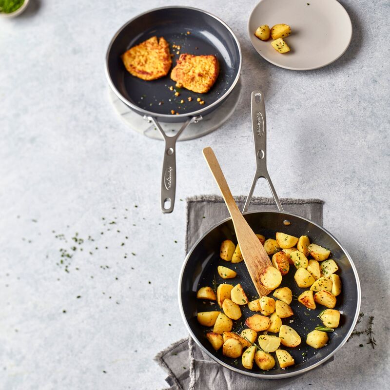 Alu Industry 3 paistinpannu 28 cm