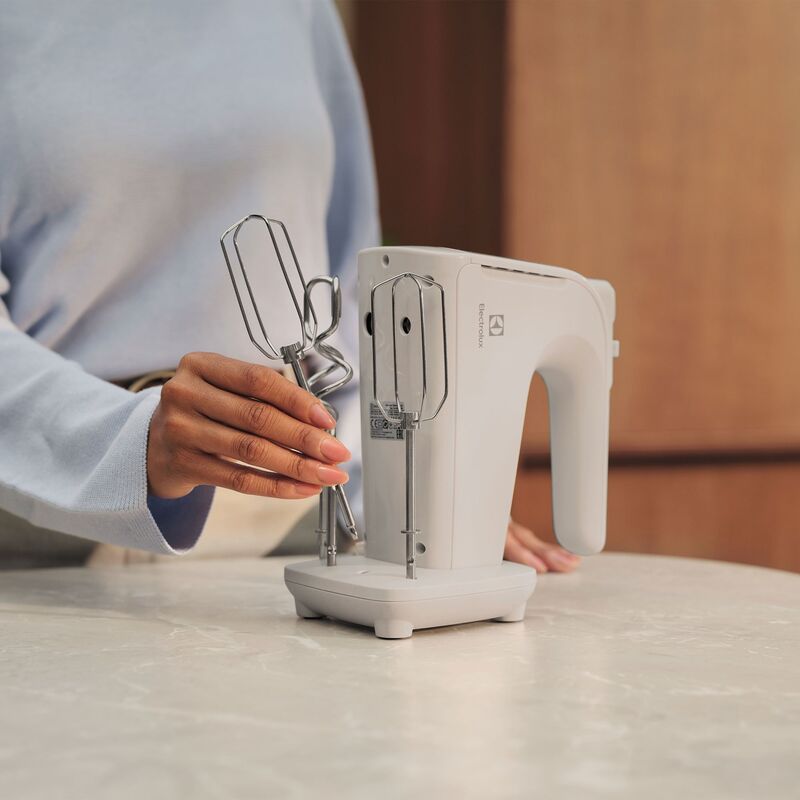 300s håndmikser 450 watt, hvit