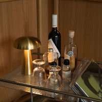 Como Bærbar Lampe, brass