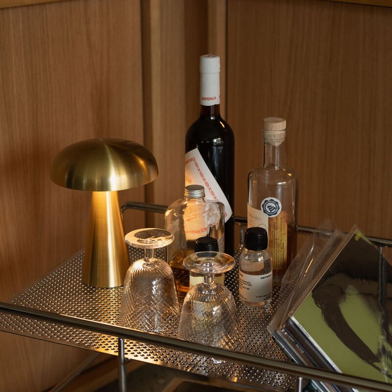 AndTradition Como SC53 kannettava pöytävalaisin, messinki