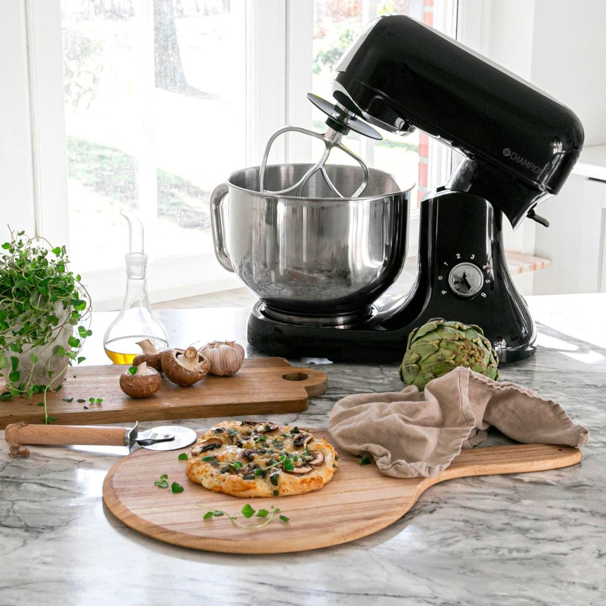 Köksmaskin Pro, 1200 W, 6 liter, Shiny Black