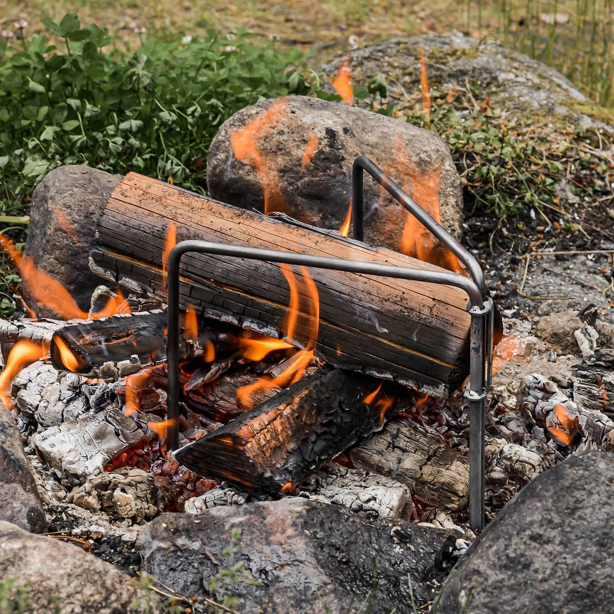 Trebensstativ till stekpanna