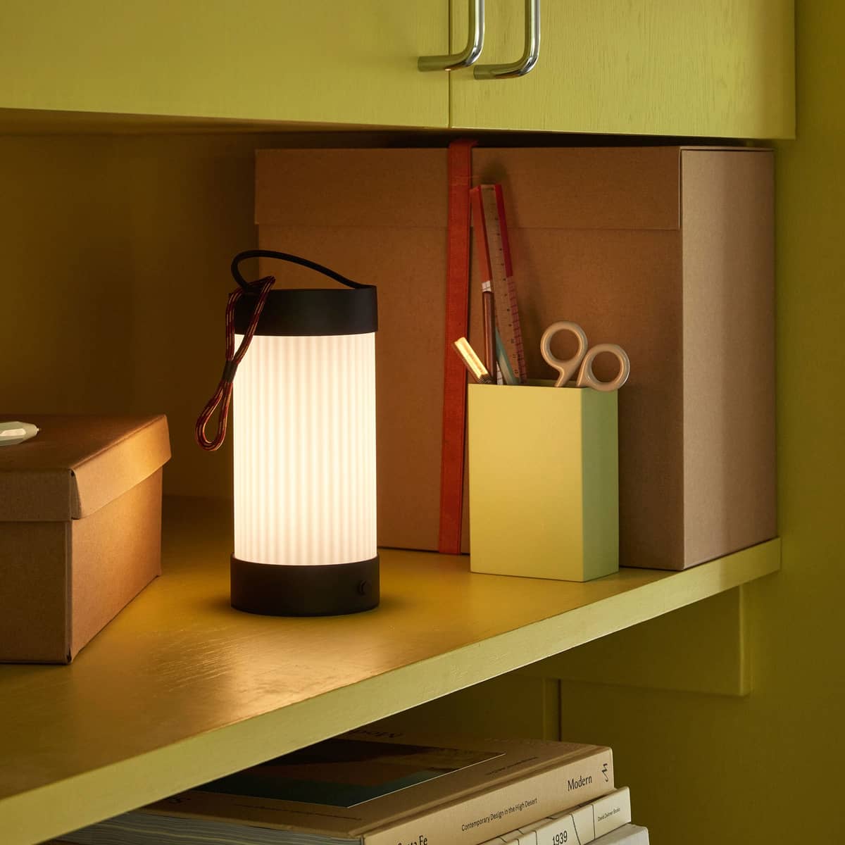 Camp transportabel lampe, sort