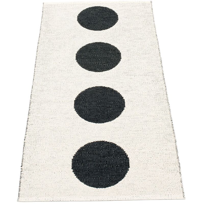 Matto Vera, 70 x 150 cm, black/vanilla