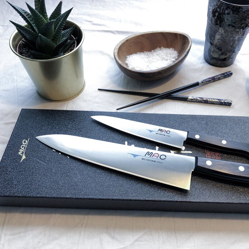 Chef-veitsisetti, 2 veistä