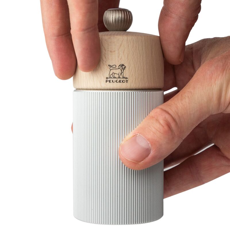 Line Peberkværn Træ/Aluminium 12 cm.