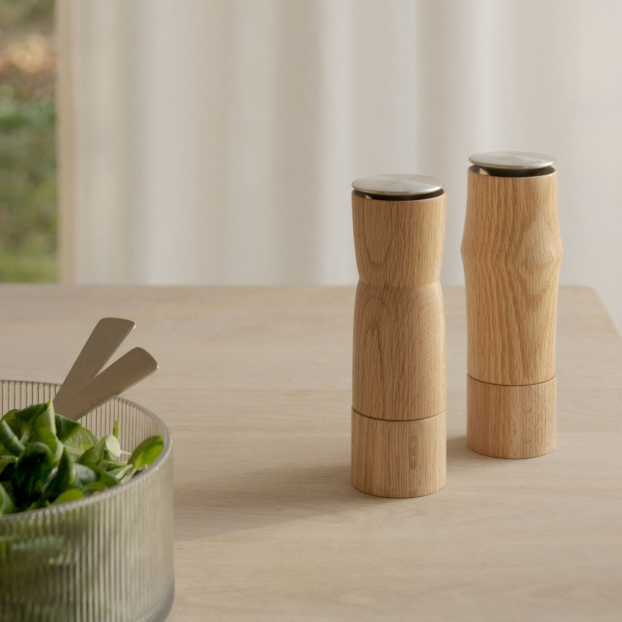 Alternativ bild 1 för Stelton Storm salt- och pepparkvarn 2 delar, ek