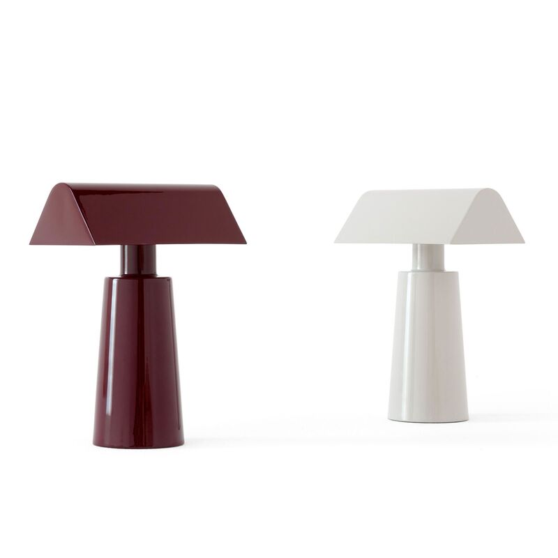 AndTradition Caret MF1 kannettava pöytävalaisin, silk grey