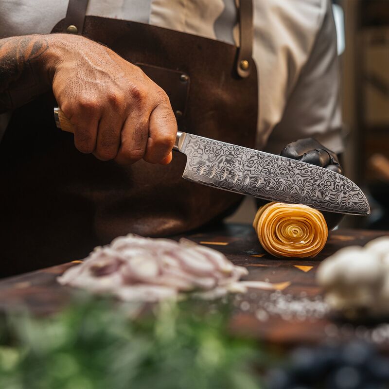 Svart Santokukniv Olivslipad, 18 cm