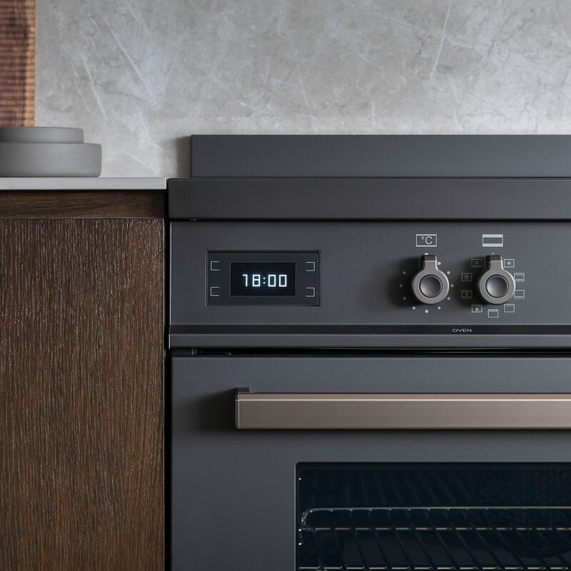 Professional induktionskomfur med trippel-ovn, 100 cm, mat sort