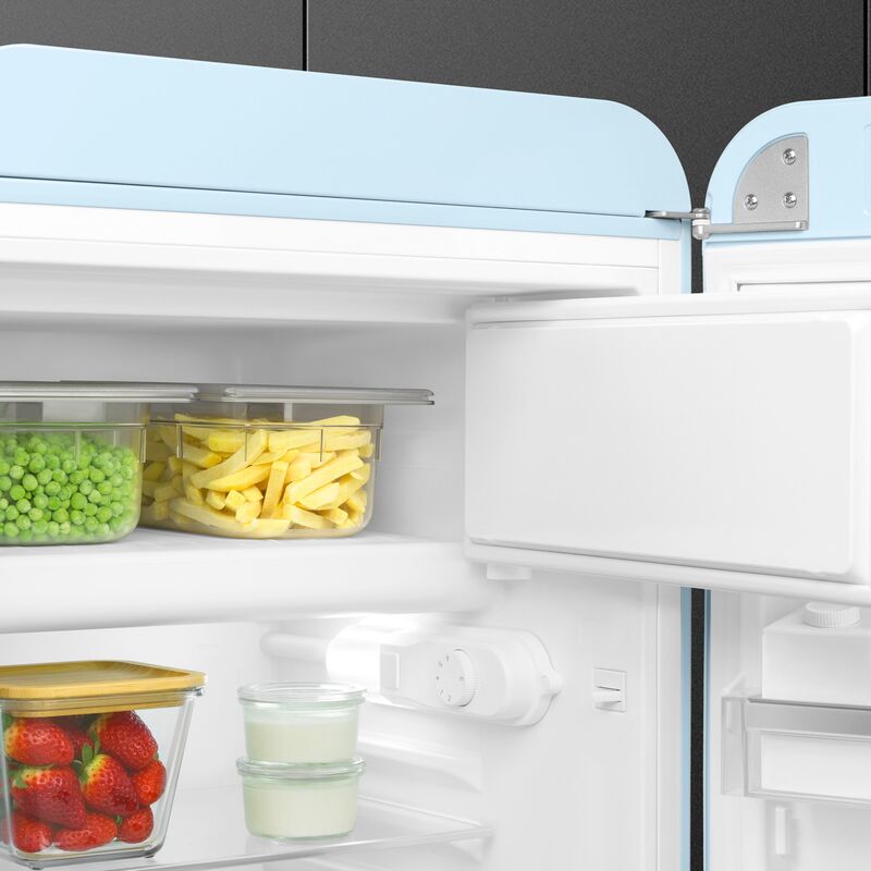 FAB10ROR6 kylskåp med frysfack, pastellblå