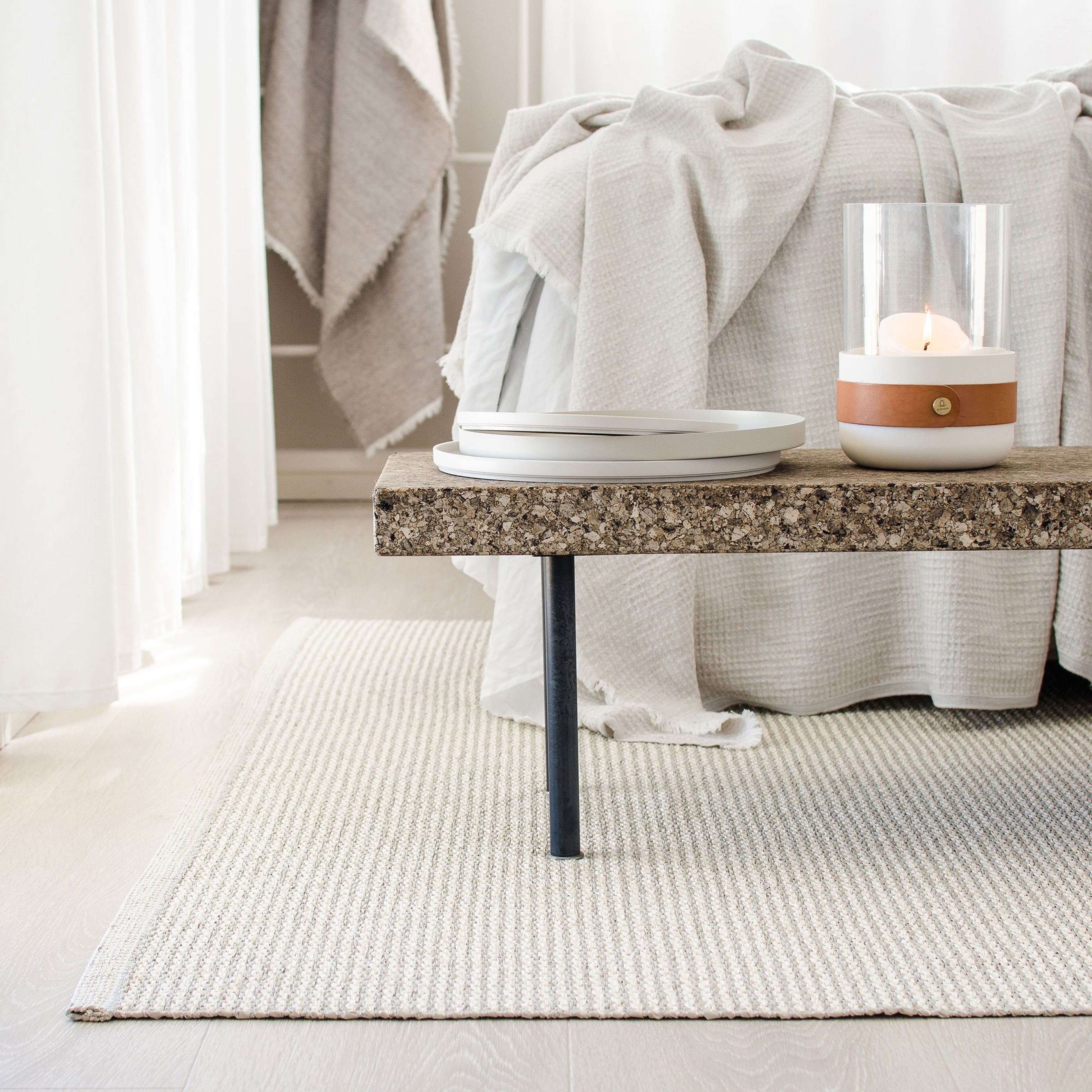 pappelina-gulvtaeppe-mono-85-x-160-cm-linen-vanilla-mn9f816-51477-2